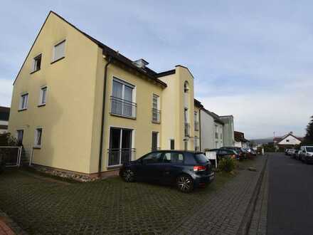 Schicke 2 Zimmer DG Wohnung mit Balkon in 63834 Sulzbach