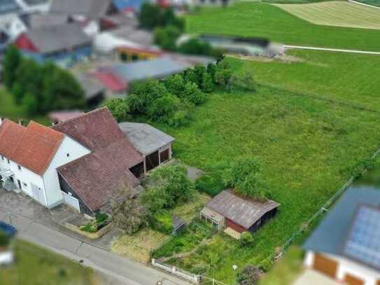 Bauernhaus mit 4.400 m² Grdst. in Randlage, Hobby-Pferdehaltung möglich