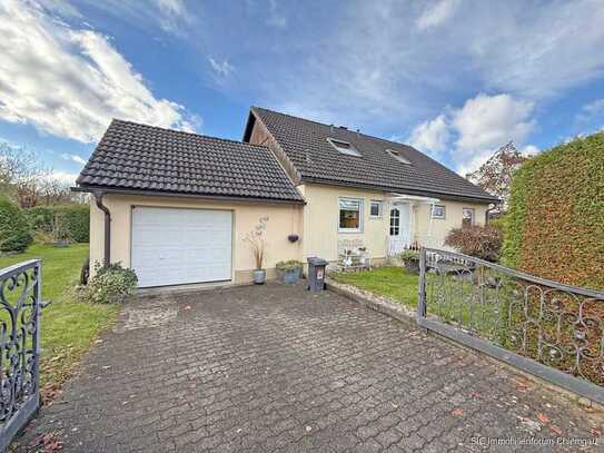 Einfamilienhaus (Okal Fertighaus) mit schönem Grundstück in ruhiger, sonniger Lage von Fridolfing.