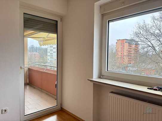 Just Immotions | Charmante 2-Zimmer-Wohnung mit großem Balkon in Nürnberg – Sofort bezugsfrei!