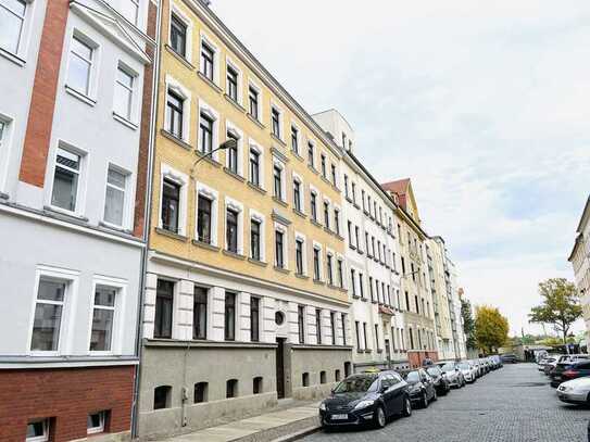 Eigentumswohnung in Jugendstil-Haus mit Personenaufzug und hochwertiger Ausstattung