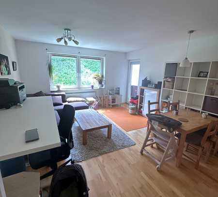 74 m² 3-Zimmer Whg. mit Balkon & Stellplatz in verkehrsberuhigter Lage