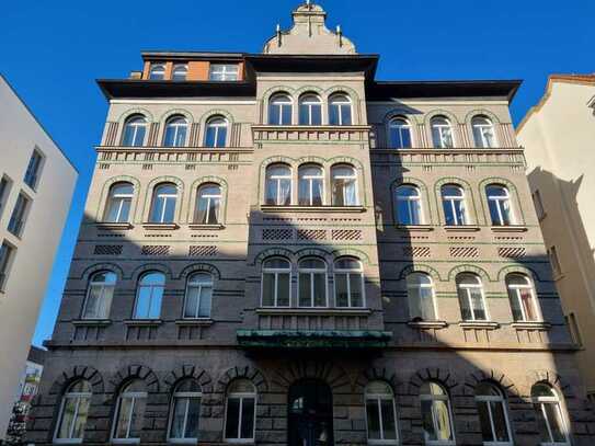 Wohnen in der Südvorstadt: Helle, gemütliche 2-Raum-Whg mit Balkon.