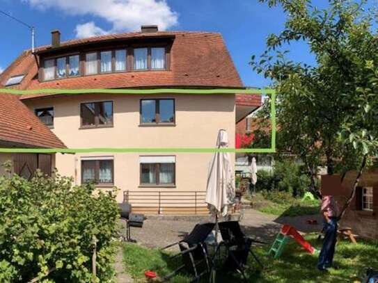 Helle, renovierte 4-Zimmerwohnung im 1.OG mit Balkon und Garten