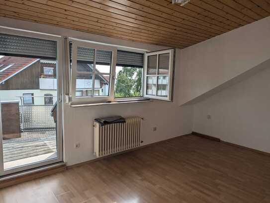 Ansprechende 3-Zimmer-Wohnung mit Balkon und Einbauküche in Mötzingen