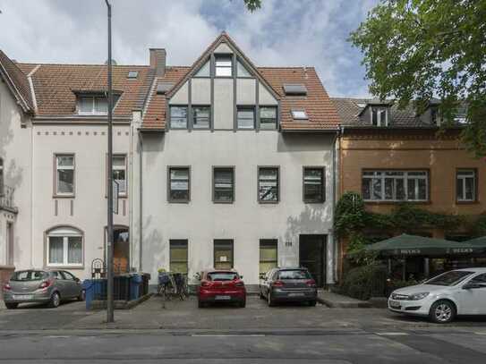 Teileigentum in der Nähe vom Stadtwald auf einer ruhigen Alleenstraße mit Stellplatz