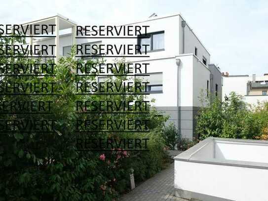 Neuwertige 4-Zimmer-Wohnung mit Garten in Darmstadt