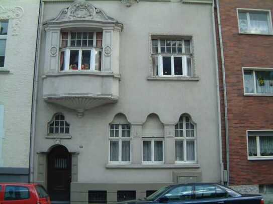 großzügige 2-Zimmerwohnung mit Balkon