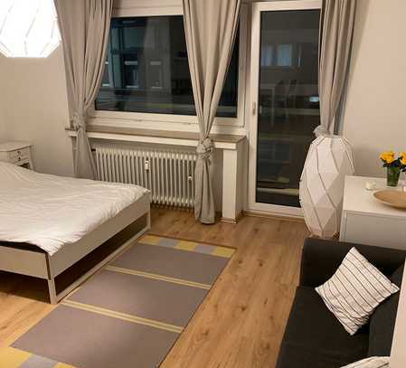 **FURNISHED** Frisch saniertes Studioapartment in Golzheim