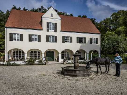 Luxuriöser Landsitz mit Pferdegestüt und Mühle