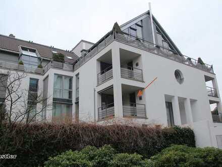 Schicke gehoben möblierte Wohnung am Volksgarten mit schöner Sonnenloggia