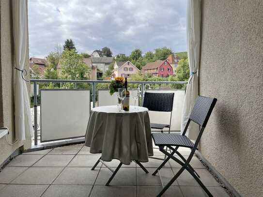 Attraktive Zwei-Zimmer-Wohnung direkt am Bahnhof mit Balkon