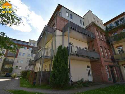 **Schöner Wohnen für 2 oder 3 mit Terrasse - fußläufig zum Stadtpark**