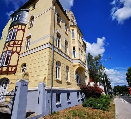 Große DG Wohnung in Jugendstil Villa mit 131 qm + 90 qm Nutzfläche im Spitzboden