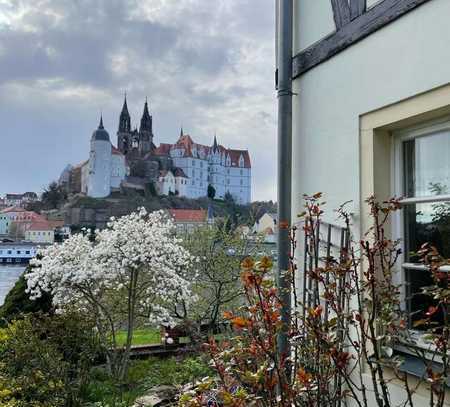 Wunderschönes Einfamilienhaus mit Traumblick zu verkaufen!