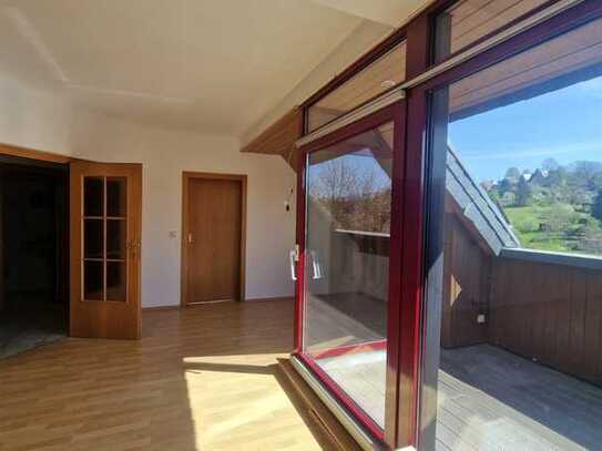 TOP Dachgeschoss Wohnung mit Loggia über 2. Etagen.