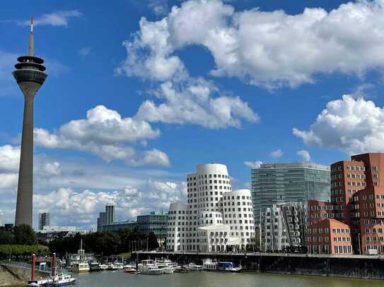 Möbliertes Büro mit tollen Hafen- u. Rheinblick im weißen Gehry / Untervermietung ab 45 bis 330m²