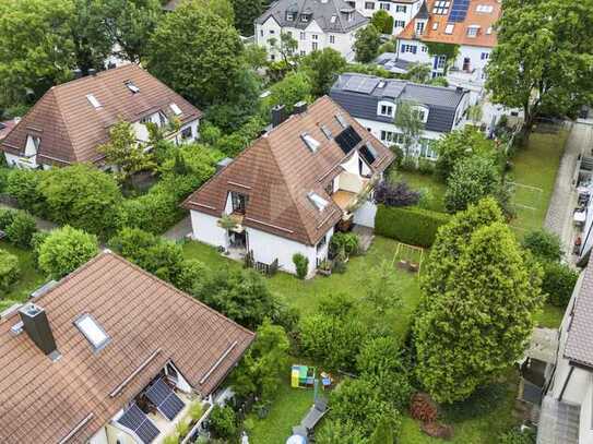 Wohntraum in Laim: Moderne DHH mit viel Platz und großem Garten!