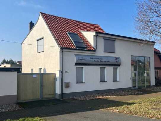 Geräumiges, 14-Zimmer-Einfamilienhaus in Bitterfeld-Wolfen