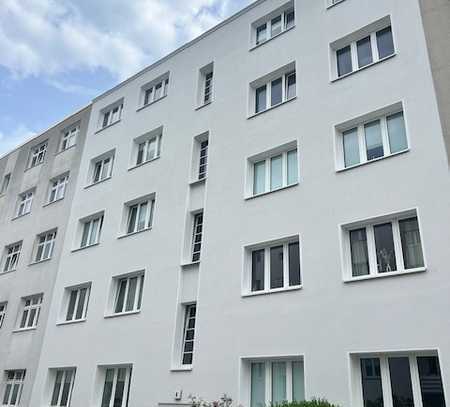 KTV- Hochpattere- WG taugliche 3 Raumwohnung mit Balkon