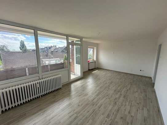 3 Zi. Wohnung (76 m²) mit Balkon