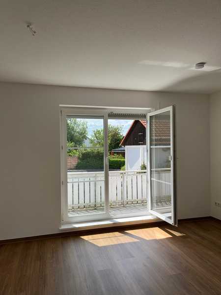                                                               Helle 3-Zimmer-Wohnung mit Balkon, neuer Einbauk&uuml;che, Fu&szlig;bodenheizung und Duple&hellip;                                                       in Seefeld (Starnberg)