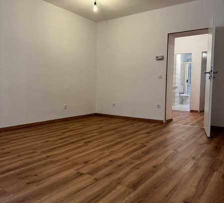 Renovierte 2-Zimmer-Wohnung im Herzen von Solingen