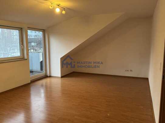 2 Zimmer Dachgeschosswohnung mit Balkon