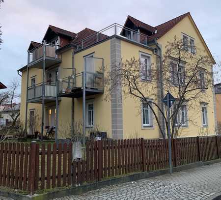 Charmante 2 Zimmer DG - Wohnung in ruhiger Wohnlage