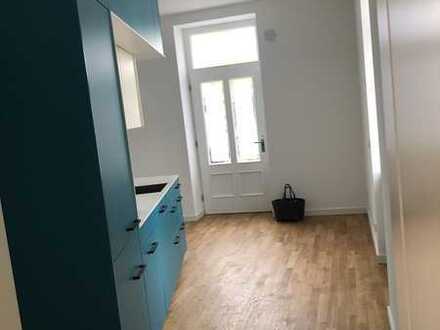 1,5 Zimmer-Wohnung mit EBK + Eichenparkett in Darmstadt
