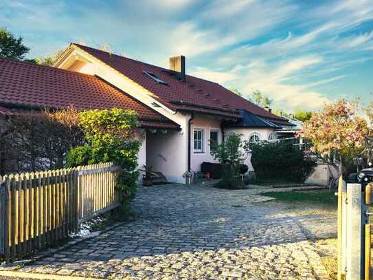 Stilvolles Haus am See mit Einliegerwohnung und bezauberndem Garten!