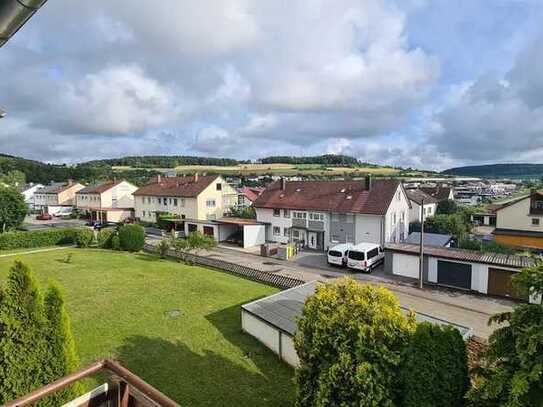 3-Zimmer-Wohnung mit Balkon in Heumaden