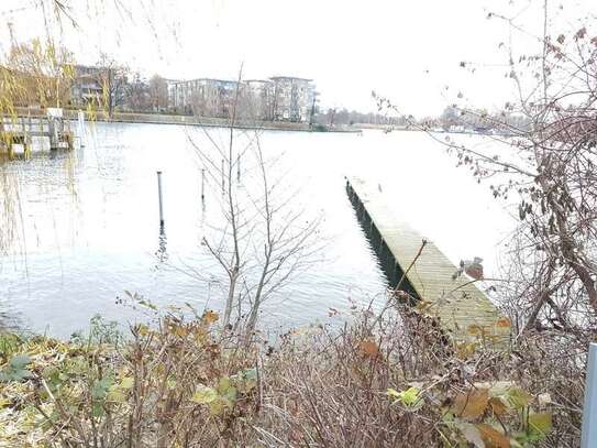 Ruhige Wohnung am Wasser