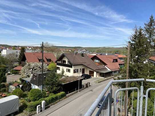 Helle 4 1/2 Zimmer Maisonette-Wohnung in Brackenheim