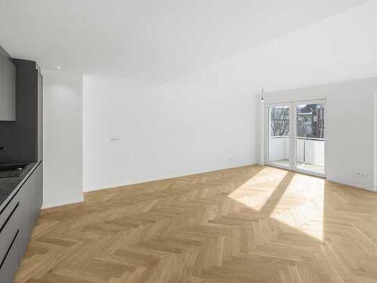 Erstbezug: Kernsanierte 3-Zimmer-Wohnung mit EBK und Balkon in Stuttgart