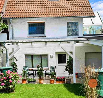 Kleines Haus Lohmar ruhige Dorflage mit Terrasse und Balkon, ohne Grundstück