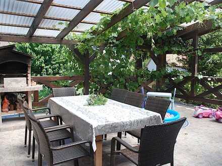 Willkommen im neuen Zuhause mit Gartenparadies *XXL-Terrasse*Garage*ELW möglich*