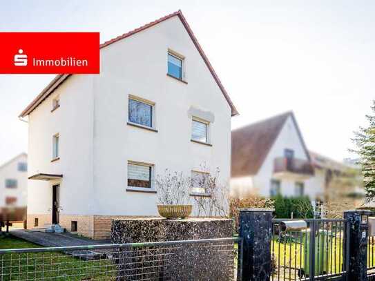 Offenbach am Main: Charmantes Mehrgenerationenhaus mit Potential und großem Grundstück