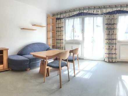Sehr schöne 1-Zi.-Whg. im 1. OG mit großem Südbalkon in erhöhter Lage in Laufen.