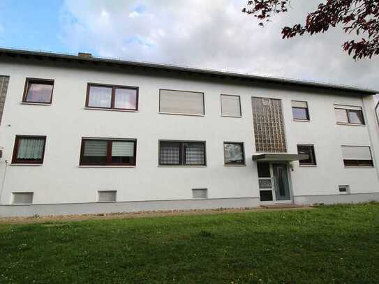 **SOFORT BEZUGSFREI** Gemütliche 1 Zimmer Wohnung mit Dachterrasse - Neu-Ulm / Reutti