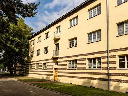 Schöne 2-Zimmer Wohnung mit Vollbad und Balkon