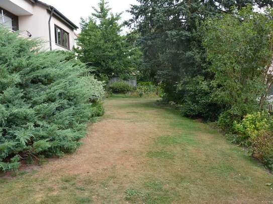 Ruhige Familien-5-Zimmerwohnung mit großem Garten in Inchenhofen zu vermieten