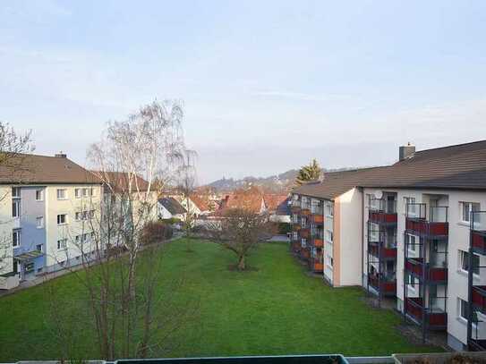 Helle 2-Zimmer-Eigentumswohnung mit Balkon und Garage in ruhiger Lage...