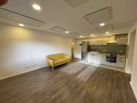 Exklusive 2-Zimmer-Wohnung mit großer Terrasse und Einbauküche in Heidelberg