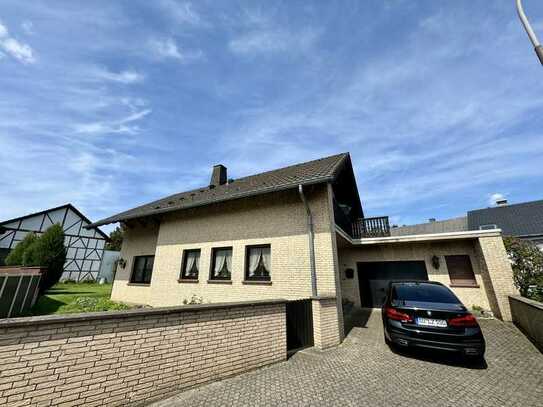 Charmantes Architektenhaus mit Garage und großem Nebengebäude in Dahlem Berk
