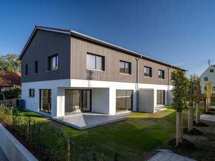 Neubau Reihenmittelhaus mit viel Platz für die ganze Familie.