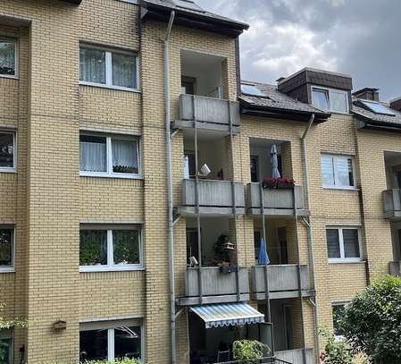 Helle 2-Zimmer Wohnung mit toller Aussicht