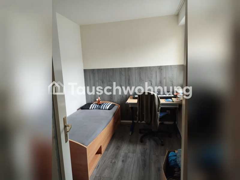 Tauschwohnung: Suche: von Klein (3 Zimmer) zu gross (4 Zimmer)