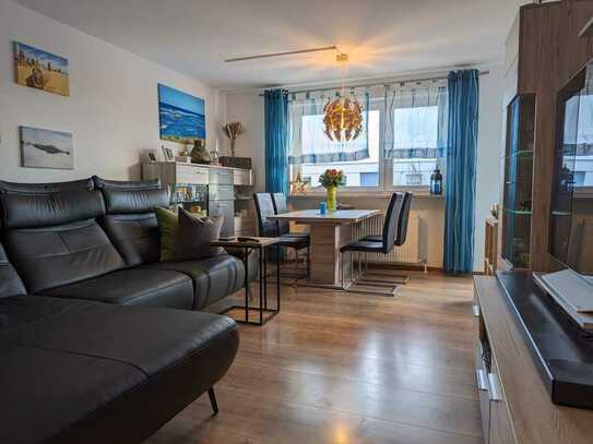 Gepflegte 4-Zimmer-Wohnung mit Einbauküche und Balkon in naturnaher Lage in Nersingen
