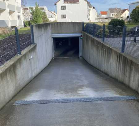 Tiefgaragenstellplatz in Moderner Tiefgarage